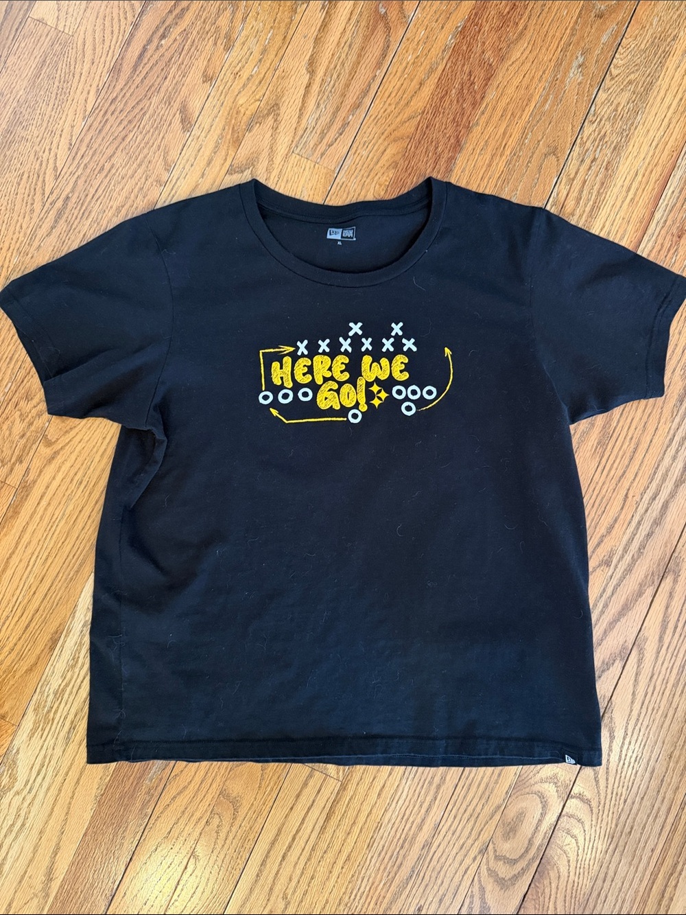 Women’s Pittsburgh Steelers Graphic Tee
